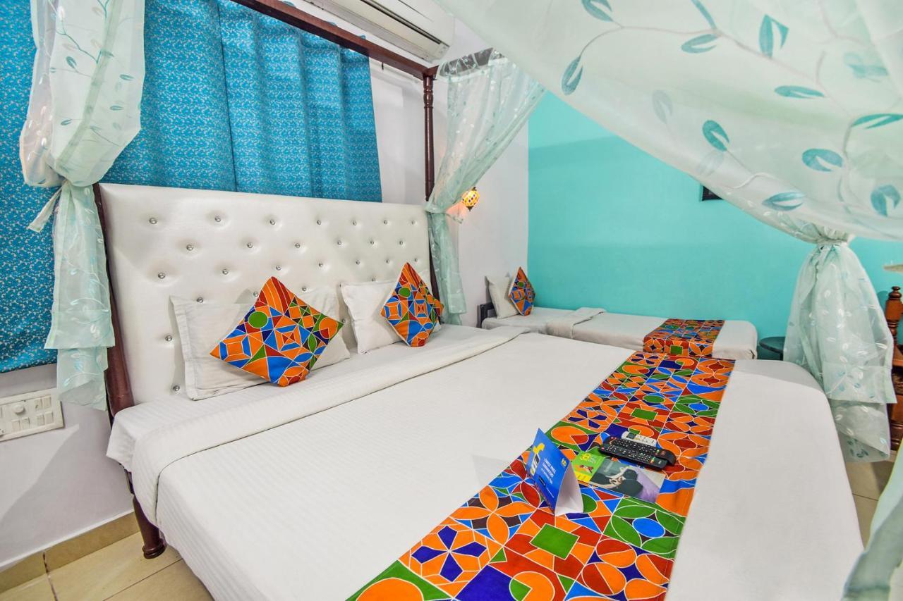Fabhotel Everest International ウダイプル エクステリア 写真